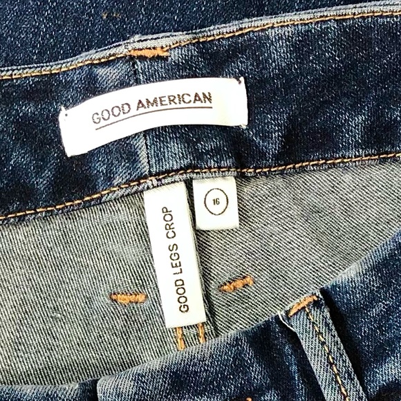 Good American Good Legs Crop Jeans Blue 345 Distressed Sz 18 - Picture 8 of 9